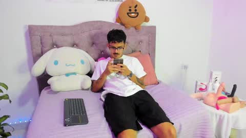 Cris online show from 02-15-26, 02:19