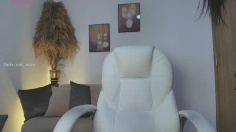 Snapshot of octavia_rouse chatting on 05-23-26, 03:16 independent model online show from 05-23-26, 03:16