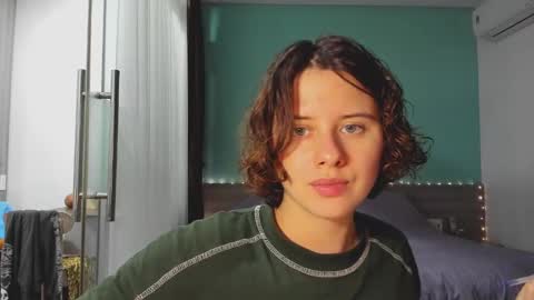 Evie online show from 12-27-24, 12:34