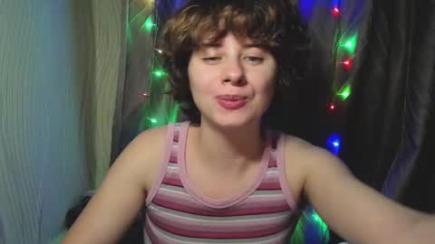 Evie online show from 09-15-25, 03:56