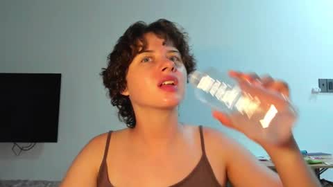 Evie online show from 04-12-26, 02:11