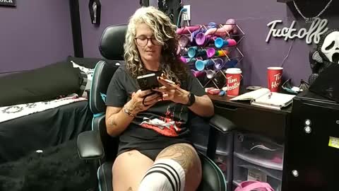 Snapshot of oddywithabody chatting on 09-14-25, 08:13 Oddy With A Body online show from 09-14-25, 08:13
