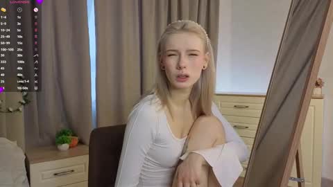 Snapshot of odeliagrace chatting on 11-28-25, 05:10 Agata online show from 11-28-25, 05:10