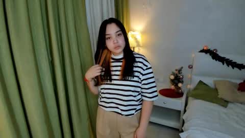 Elin online show from 12-18-24, 04:28