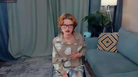 Snapshot of odettechurchwell chatting on 10-28-25, 05:22 Eli online show from 10-28-25, 05:22