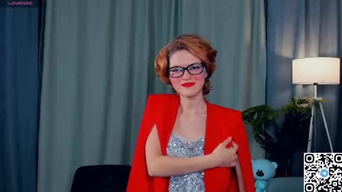 Snapshot of odettechurchwell chatting on 12-02-25, 03:45 Eli online show from 12-02-25, 03:45