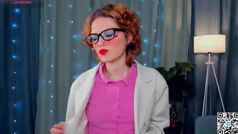 Snapshot of odettechurchwell chatting on 12-22-25, 03:25 Eli online show from 12-22-25, 03:25