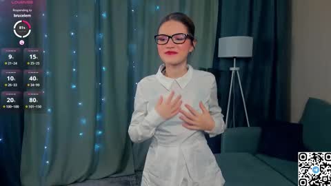 Snapshot of odettechurchwell chatting on 01-10-26, 03:30 Eli online show from 01-10-26, 03:30