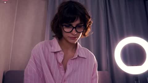 Thea online show from 11-09-25, 07:34