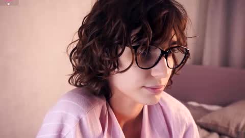 Thea online show from 12-20-25, 06:26