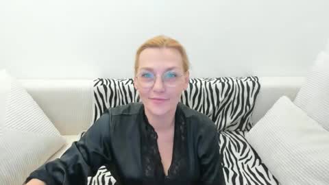 oeigesmik online show from 04-19-26, 08:57
