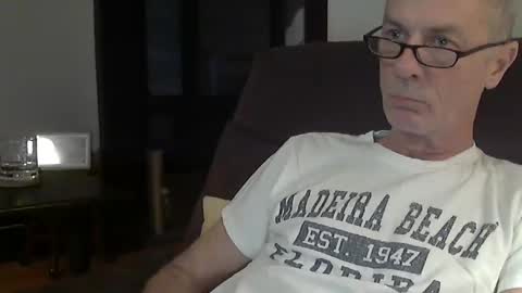 Snapshot of office_slr chatting on 12-28-24, 07:55 Officer online show from 12-28-24, 07:55