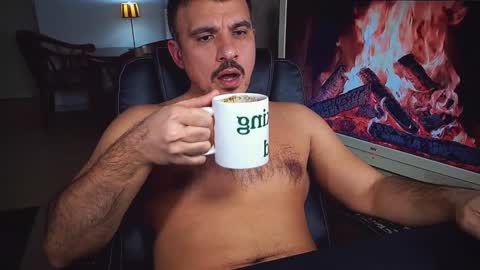 officeman7 online show from 01-22-25, 04:12