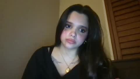 Snapshot of officialbambibreeze chatting on 02-09-25, 02:49 Bambi online show from 02-09-25, 02:49