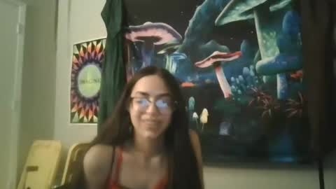 Snapshot of officiallysweetmarie chatting on 08-02-26, 03:27 officiallysweetmarie online show from 08-02-26, 03:27