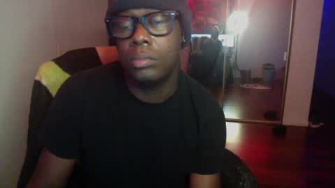 Money online show from 12-06-24, 01:33