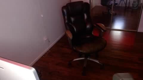 Money online show from 03-30-26, 01:34