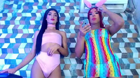 oficialsdollsxxx online show from 12-18-24, 02:53