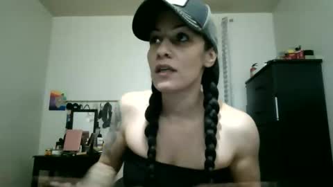 Snapshot of oglitcouple chatting on 10-23-25, 03:50 Lit en Cama online show from 10-23-25, 03:50
