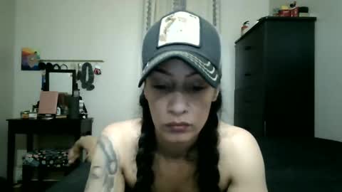 Snapshot of oglitcouple chatting on 10-29-25, 03:42 Lit en Cama online show from 10-29-25, 03:42