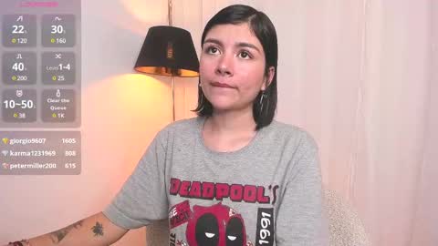 Snapshot of oh__holly chatting on 02-25-25, 12:25 Holly online show from 02-25-25, 12:25