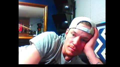 Snapshot of oh_you_know69 chatting on 12-17-24, 12:22 who dares  toss me some  tips lets have fun online show from 12-17-24, 12:22