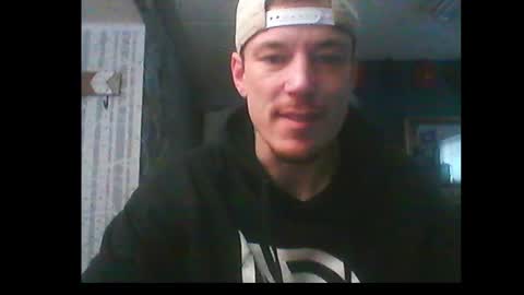 Snapshot of oh_you_know69 chatting on 12-23-24, 11:06 who dares  toss me some  tips lets have fun online show from 12-23-24, 11:06