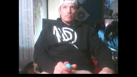 Snapshot of oh_you_know69 chatting on 01-07-25, 07:52 who dares  toss me some  tips lets have fun online show from 01-07-25, 07:52