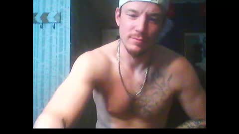 Snapshot of oh_you_know69 chatting on 02-03-25, 08:46 who dares  toss me some  tips lets have fun online show from 02-03-25, 08:46