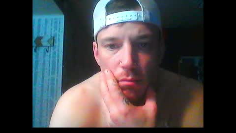 Snapshot of oh_you_know69 chatting on 03-03-25, 10:49 who dares  toss me some  tips lets have fun online show from 03-03-25, 10:49