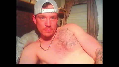 Snapshot of oh_you_know69 chatting on 03-06-25, 07:14 who dares  toss me some  tips lets have fun online show from 03-06-25, 07:14