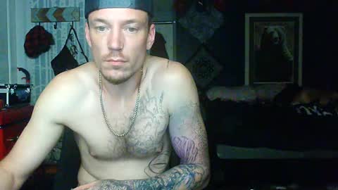 Snapshot of oh_you_know69 chatting on 09-13-25, 09:09 who dares  toss me some  tips lets have fun online show from 09-13-25, 09:09