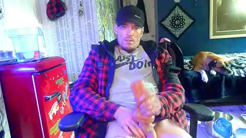 Snapshot of oh_you_know69 chatting on 10-10-25, 04:17 who dares  toss me some  tips lets have fun online show from 10-10-25, 04:17