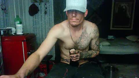 Snapshot of oh_you_know69 chatting on 10-27-25, 10:52 who dares  toss me some  tips lets have fun online show from 10-27-25, 10:52