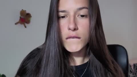 ohanna_ online show from 02-06-26, 09:51