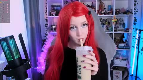 Clementine  Clem  online show from 12-18-25, 10:32