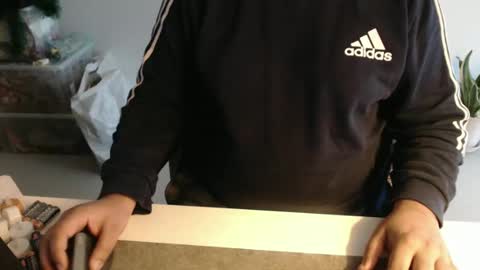 Snapshot of ohfck11 chatting on 12-11-24, 12:34 Chubby Gary online show from 12-11-24, 12:34