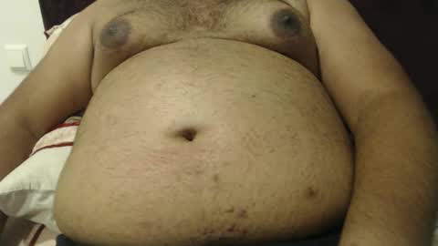 Snapshot of ohfck11 chatting on 09-11-25, 08:31 Chubby Gary online show from 09-11-25, 08:31