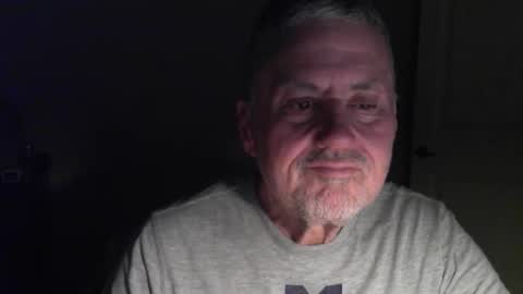 Snapshot of ohfukitsbob chatting on 01-10-26, 02:35 ohfukitsbob online show from 01-10-26, 02:35