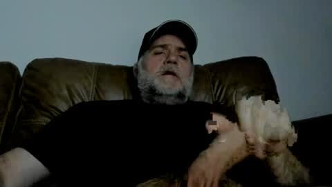 Snapshot of ohhhbillyyy chatting on 07-15-26, 01:33 Billy Bear online show from 07-15-26, 01:33