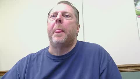 ohioguy64 online show from 11-21-25, 06:17