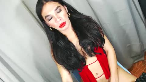 IM CHIE  DONT FORGET TO FOLLOW ME  MAKE ME SMILE HERE  THUMB UP FOR 25TOK  online show from 02-25-25, 09:57