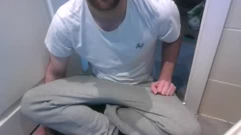 Snapshot of ohmibodslave chatting on 12-21-25, 03:08 TheDee online show from 12-21-25, 03:08