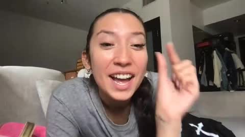 Snapshot of ohmillieevanillie chatting on 06-29-26, 09:26 ohmillieevanillie online show from 06-29-26, 09:26