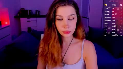 Light  online show from 11-22-25, 06:18