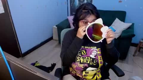 ohmysqueak online show from 07-11-26, 04:37