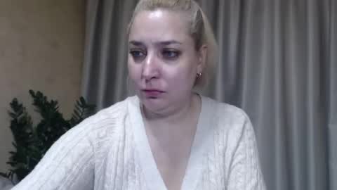 Iren online show from 11-21-25, 08:57