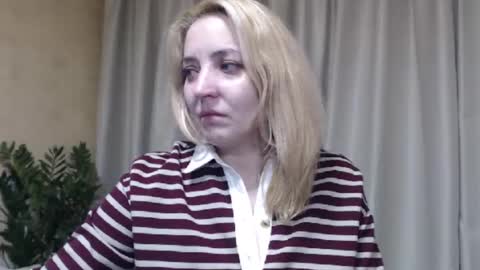 Mari online show from 03-12-26, 10:43