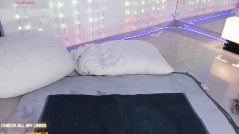 Snapshot of ohyesly_ chatting on 09-30-25, 11:04 ohyesly_ online show from 09-30-25, 11:04