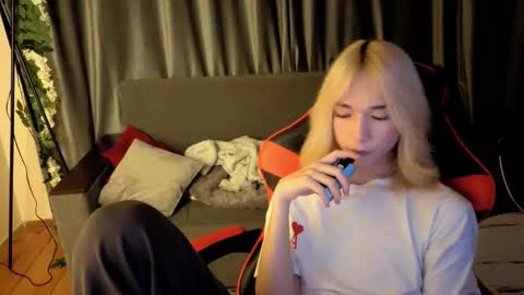 Ami online show from 01-10-26, 01:57